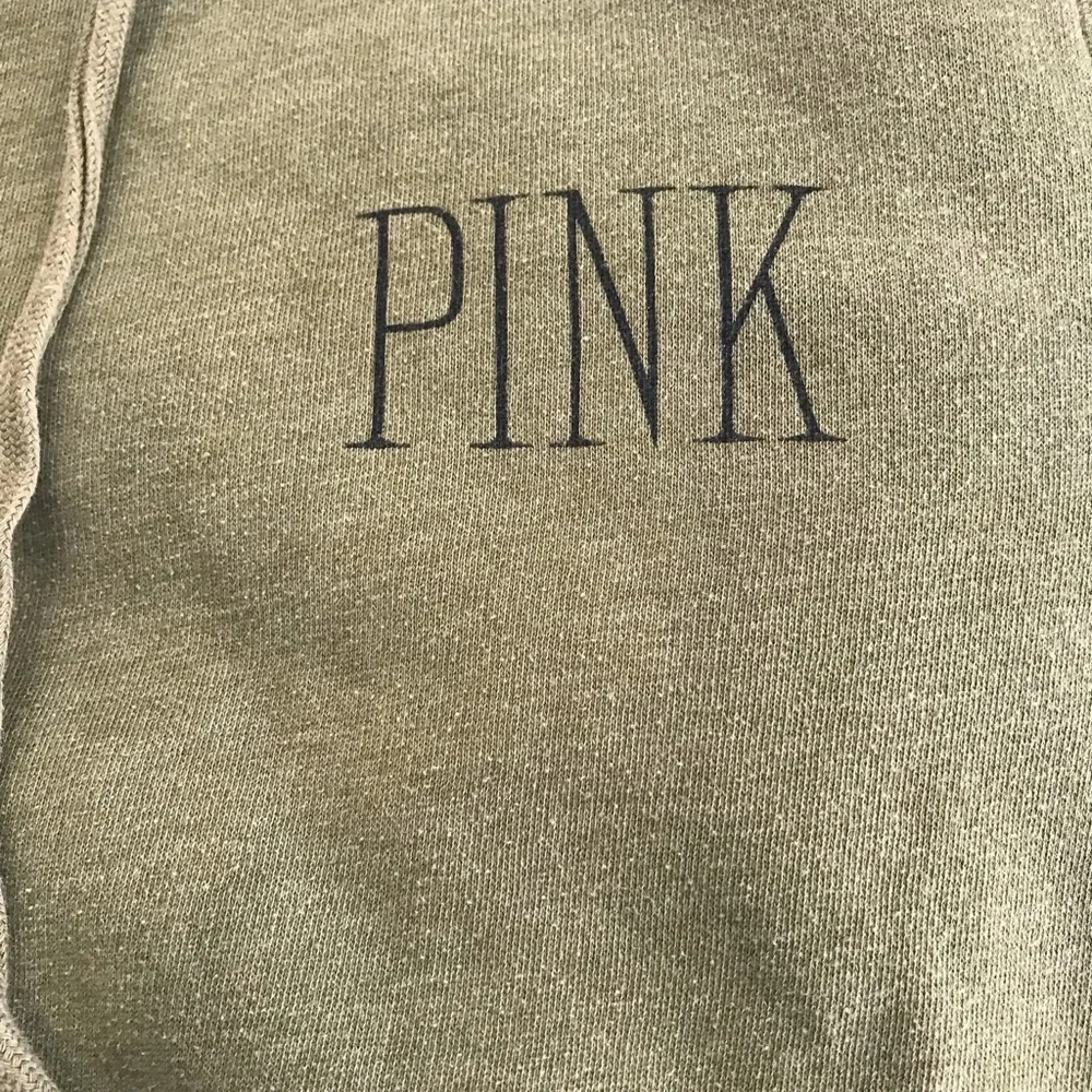 PINK-Studded hoodie - Picture 2 of 7